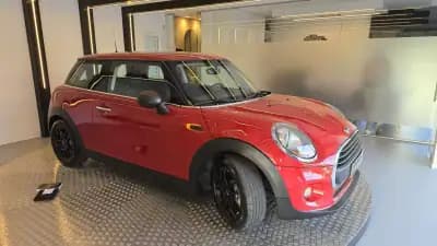 Vendo MINI One 2015 - 10900 EUR, 134360 km - AUTO.MOTO.pt