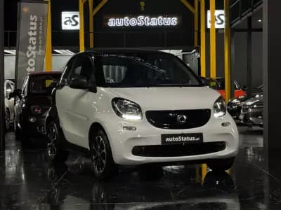 Sell Smart Fortwo Cabrio 2017 - 10990 EUR, 80200 km - AUTO.MOTO.pt