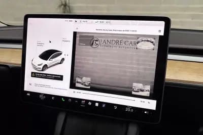 Vendo Tesla Model 3 2021 - 25450 EUR, 58710 km - AUTO.MOTO.pt