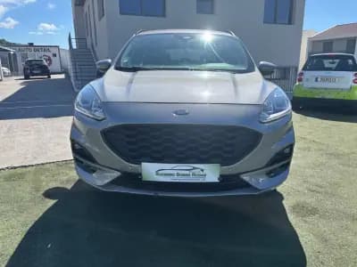 Vendo Ford Kuga 2022 - 24990 EUR, 69179 km - AUTO.MOTO.pt