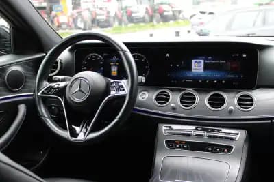 Vendo Mercedes-Benz E 220 2021 - 36900 EUR, 78024 km - AUTO.MOTO.pt