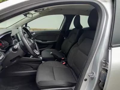 Sell Renault Clio 2021 - 12990 EUR, 122500 km - AUTO.MOTO.pt