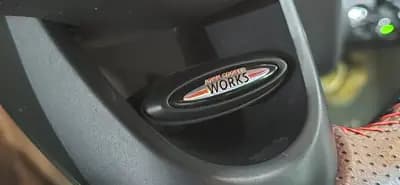 Vendo MINI 2015 - 16990 EUR, 184000 km - AUTO.MOTO.pt