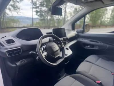 Sell Peugeot Partner 2020 - 15750 EUR, 134587 km - AUTO.MOTO.pt