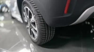 Sell Opel Karl 2018 - 9990 EUR, 125000 km - AUTO.MOTO.pt