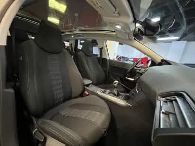 Vendo Peugeot 308 SW 2015 - 12990 EUR, 115000 km - AUTO.MOTO.pt