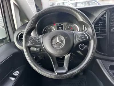 Vendo Mercedes-Benz Vito Tourer 2020 - 29900 EUR, 225000 km - AUTO.MOTO.pt