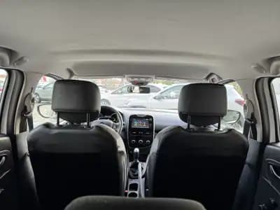 Sell Renault Clio Sport Tourer 2015 - 8750 EUR, 190000 km - AUTO.MOTO.pt