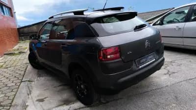 Sell Citroën C4 Cactus 2015 - 10500 EUR, 161000 km - AUTO.MOTO.pt