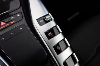 Sell Mercedes-Benz AMG GT 2023 - 207500 EUR, 14678 km - AUTO.MOTO.pt