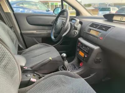 Vendo Citroën C4 2005 - 3290 EUR, 249000 km - AUTO.MOTO.pt