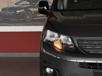 Vendo Peugeot Partner 2022 - 16990 EUR, 79102 km - AUTO.MOTO.pt
