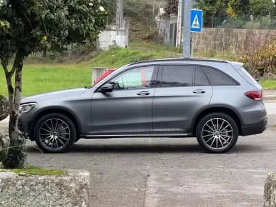 Sell Mercedes-Benz GLC 300 2021 - 39990 EUR, 109000 km - AUTO.MOTO.pt