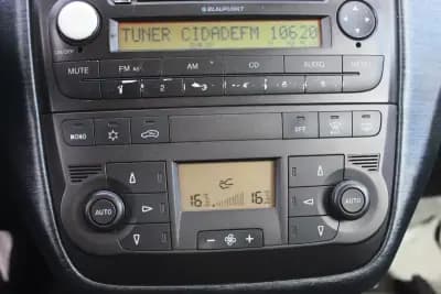 Sell Fiat Grande Punto 2008 - 5900 EUR, 153000 km - AUTO.MOTO.pt