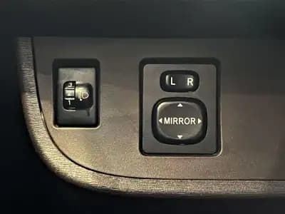 Sell Toyota iQ 2009 - 7750 EUR, 167000 km - AUTO.MOTO.pt