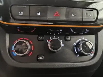 Sell Dacia Spring 2022 - 11499 EUR, 29978 km - AUTO.MOTO.pt