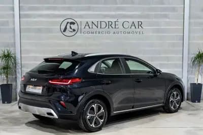 Sell Kia XCeed 2022 - 22450 EUR, 23900 km - AUTO.MOTO.pt