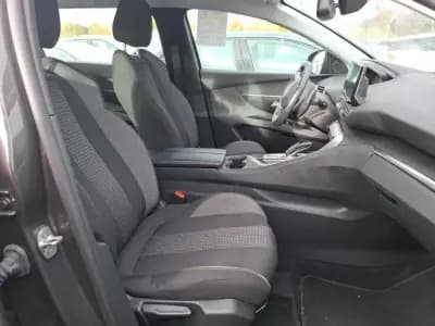 Vendo Peugeot 5008 2022 - 18990 EUR, 101202 km - AUTO.MOTO.pt