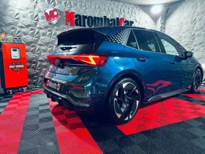 Vendo Cupra Born 2022 - 35990 EUR, 26601 km - AUTO.MOTO.pt