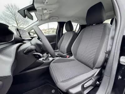 Sell Peugeot 208 2024 - 17990 EUR, 1500 km - AUTO.MOTO.pt