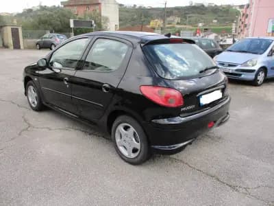 Sell Peugeot 206 2004 - 3900 EUR, 168000 km - AUTO.MOTO.pt