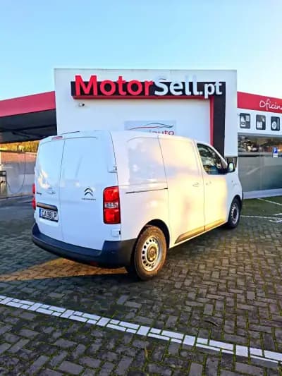 Sell Citroën Jumpy 2021 - 18600 EUR, 156000 km - AUTO.MOTO.pt