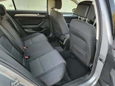 Vendo Volkswagen Passat 2019 - 18950 EUR, 155079 km - AUTO.MOTO.pt