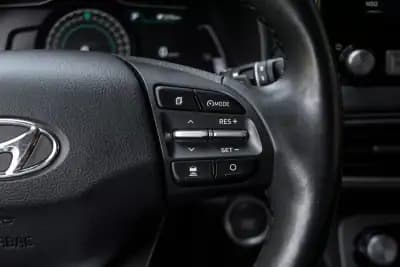 Sell Hyundai Kauai 2021 - 21800 EUR, 47318 km - AUTO.MOTO.pt