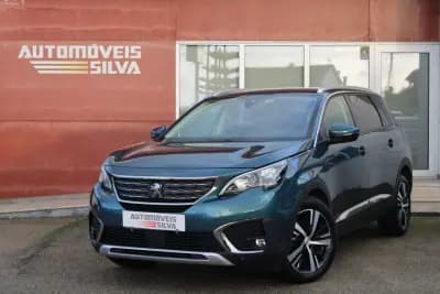 Vendo Peugeot 5008 2018 - 21990 EUR, 116000 km - AUTO.MOTO.pt
