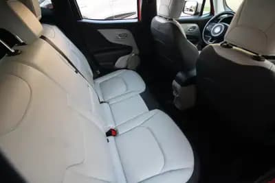 Sell Jeep Renegade 2018 - 15990 EUR, 116000 km - AUTO.MOTO.pt