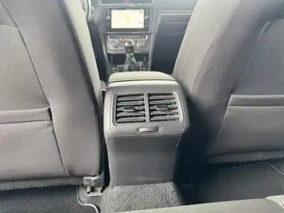 Sell Volkswagen Golf 2017 - 14850 EUR, 162567 km - AUTO.MOTO.pt