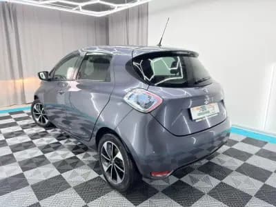 Vendo Renault Zoe 2017 - 10499 EUR, 105000 km - AUTO.MOTO.pt