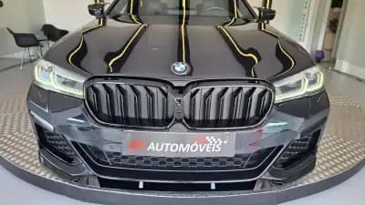 Vendo BMW 520 2020 - 36900 EUR, 140347 km - AUTO.MOTO.pt