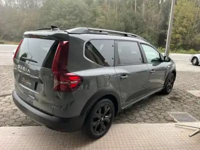 Sell Dacia Jogger 2023 - 17900 EUR, 153000 km - AUTO.MOTO.pt