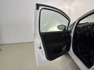 Vendo Fiat Punto 2017 - 7950 EUR, 77357 km - AUTO.MOTO.pt