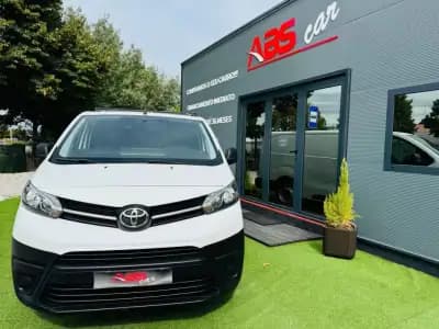 Vendo Toyota Proace 2018 - 17999 EUR, 160000 km - AUTO.MOTO.pt