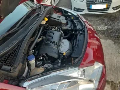 Vendo Citroën DS3 2010 - 8900 EUR, 175200 km - AUTO.MOTO.pt