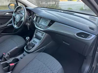 Sell Opel Astra 2016 - 13990 EUR, 190000 km - AUTO.MOTO.pt