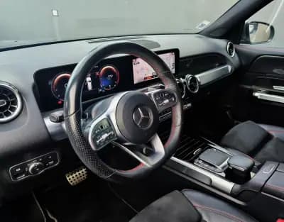 Vendo Mercedes-Benz GLB 200 2021 - 38950 EUR, 70000 km - AUTO.MOTO.pt