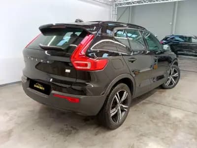 Sell Volvo XC 40 2020 - 27980 EUR, 92236 km - AUTO.MOTO.pt