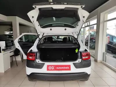 Vendo Citroën C4 Cactus 2018 - 9150 EUR, 106600 km - AUTO.MOTO.pt