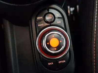 Sell MINI 2015 - 11890 EUR, 100304 km - AUTO.MOTO.pt