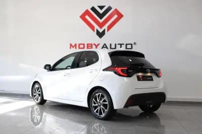 Sell Toyota Yaris 2021 - 19400 EUR, 90004 km - AUTO.MOTO.pt