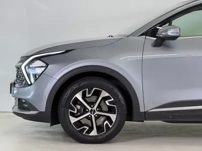 Vendo Kia Sportage 2022 - 23990 EUR, 38151 km - AUTO.MOTO.pt