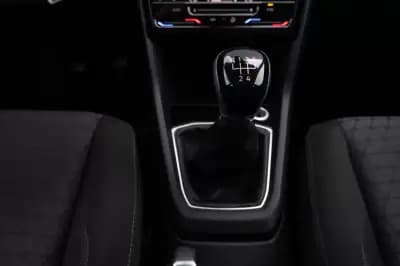 Vendo Volkswagen T-Cross 2022 - 17900 EUR, 96000 km - AUTO.MOTO.pt