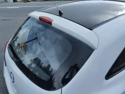 Vendo Opel Corsa 2011 - 5900 EUR, 220000 km - AUTO.MOTO.pt