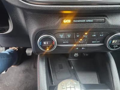 Vendo Ford Kuga 2022 - 18800 EUR, 129800 km - AUTO.MOTO.pt