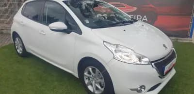Sell Peugeot 208 2015 - 8750 EUR, 183000 km - AUTO.MOTO.pt