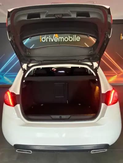 Sell Peugeot 308 2014 - 8990 EUR, 180724 km - AUTO.MOTO.pt