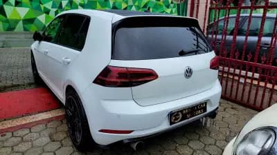 Vendo Volkswagen Golf 2017 - 22990 EUR, 113000 km - AUTO.MOTO.pt